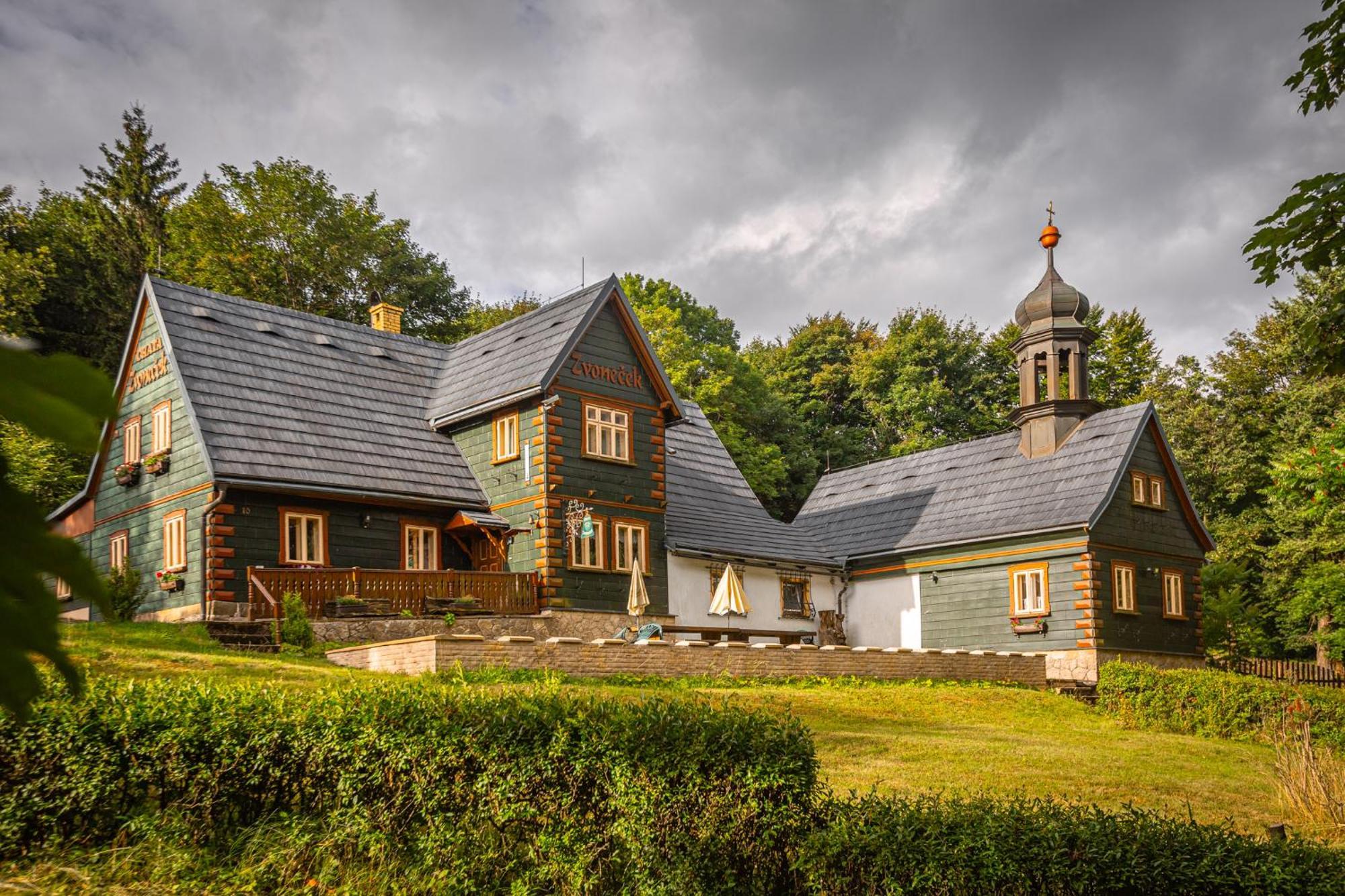Chata Zvonecek Jiretin pod Jedlovou ภายนอก รูปภาพ