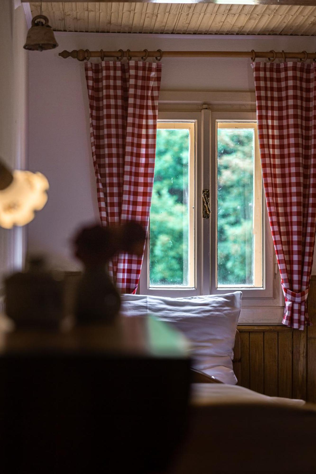 Chata Zvonecek Jiretin pod Jedlovou ภายนอก รูปภาพ
