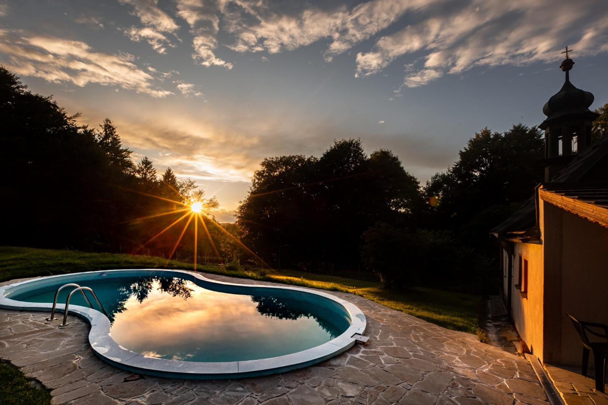 Chata Zvonecek Jiretin pod Jedlovou ภายนอก รูปภาพ